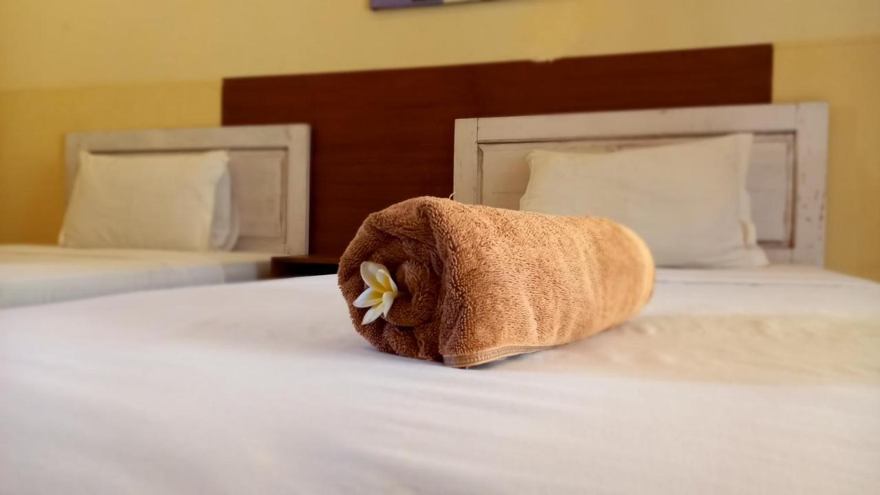 Wisma Bunda Джили Трауанган Екстериор снимка