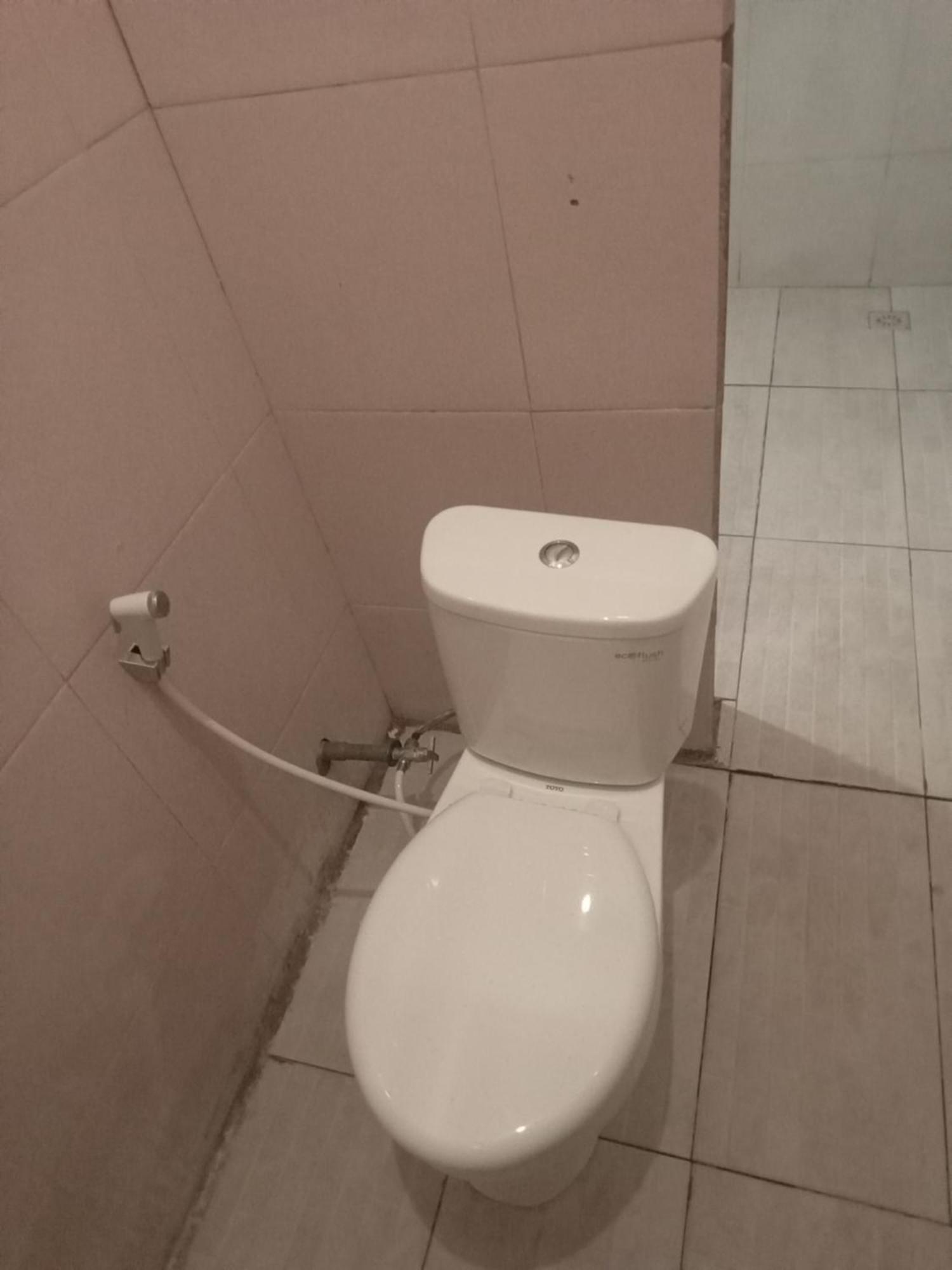 Wisma Bunda Джили Трауанган Стая снимка
