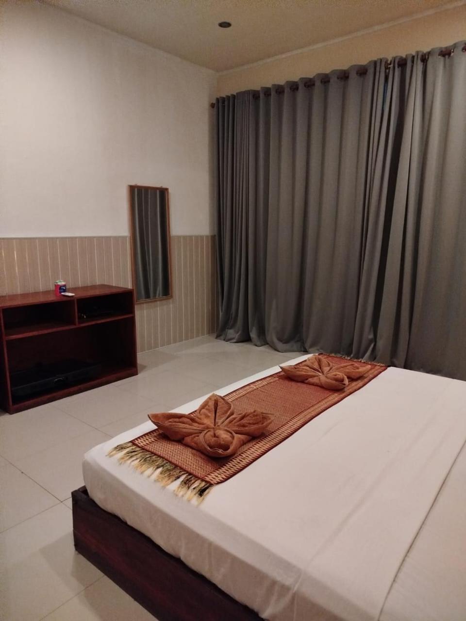 Wisma Bunda Джили Трауанган Екстериор снимка